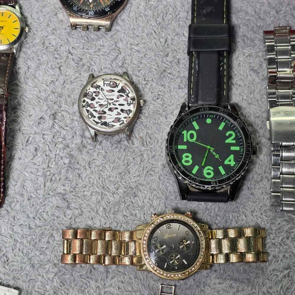 Mixed Brand Watch Lot Waltham Geneva Betty Boop Parts Repair Repair 10+ Vintage